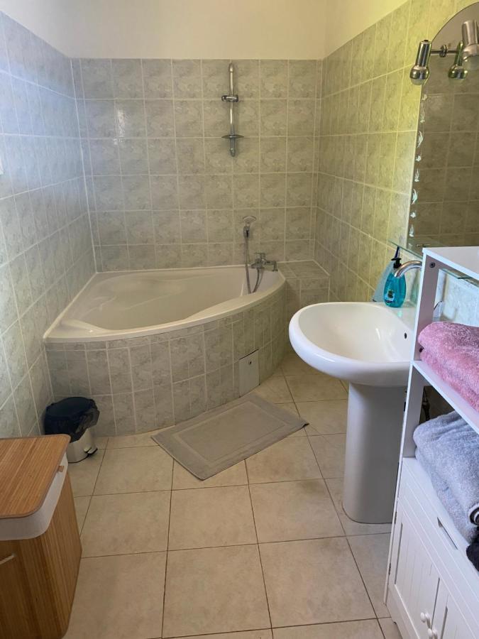 La Sommieroise Villa Sommières Kültér fotó
